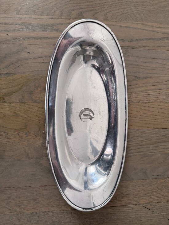 Wm Rogers Other - WM. A. Rogers Vintage Silver-Plated Oval Serving Tray, Great Antique Condition
